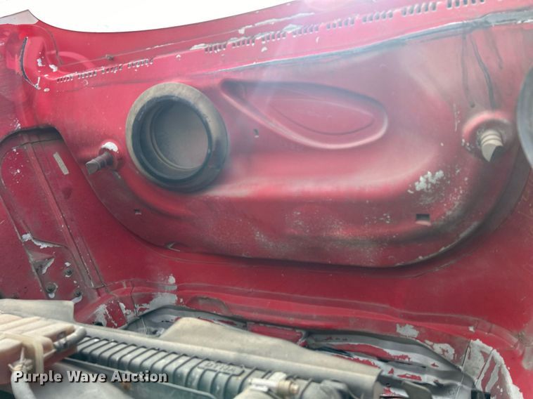 image for item DQ0998 2011 Freightliner Cascadia  semi truck