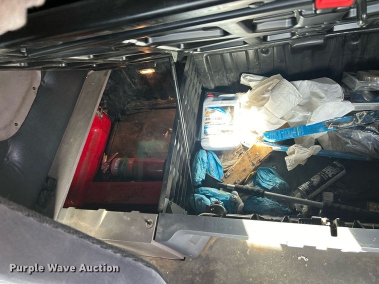 image for item DQ0999 2013 Freightliner Cascadia  semi truck