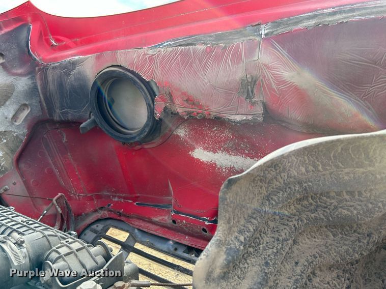 image for item DQ1000 2015 Freightliner Cascadia  semi truck