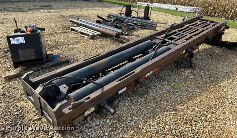 image for item DQ1006 Gabreath U5-EX-174  roll-off bed