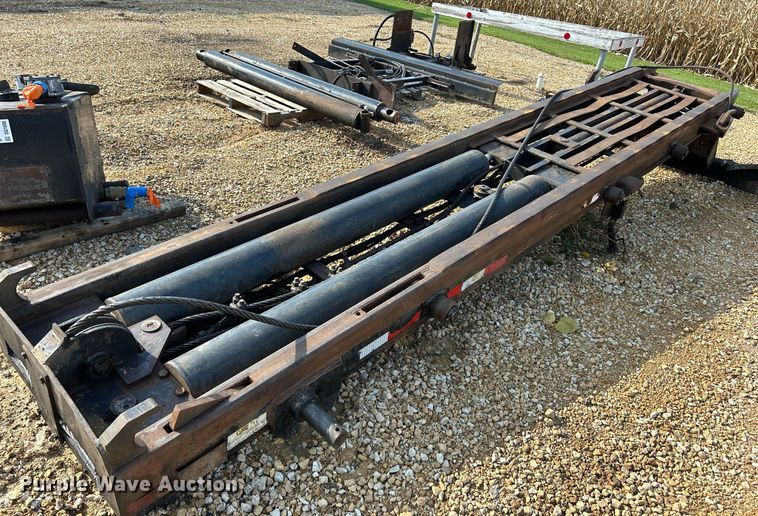 image for item DQ1006 Gabreath U5-EX-174  roll-off bed