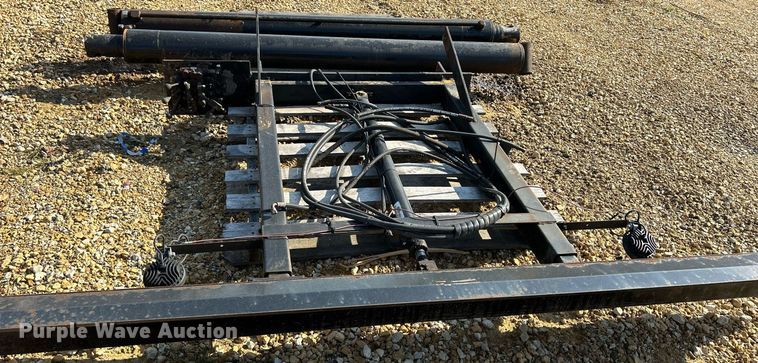 image for item DQ1006 Gabreath U5-EX-174  roll-off bed