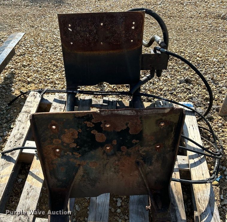 image for item DQ1006 Gabreath U5-EX-174  roll-off bed