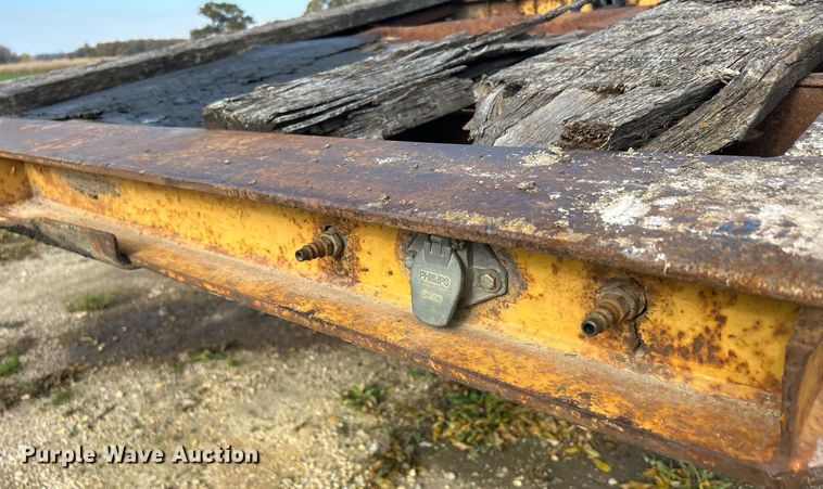 image for item DQ1011 1994 Load King 353 DFP  lowboy equipment trailer