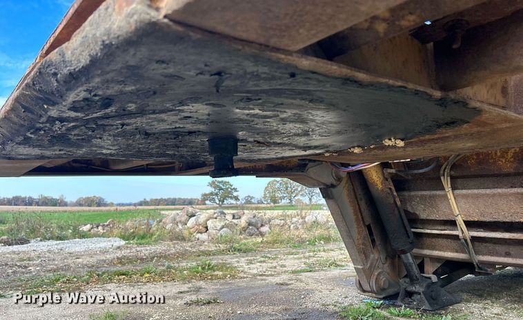 image for item DQ1011 1994 Load King 353 DFP  lowboy equipment trailer