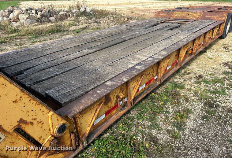 image for item DQ1011 1994 Load King 353 DFP  lowboy equipment trailer