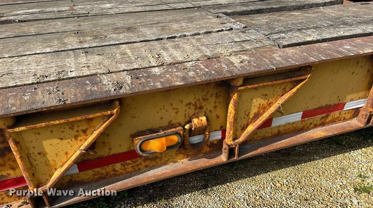 image for item DQ1011 1994 Load King 353 DFP  lowboy equipment trailer