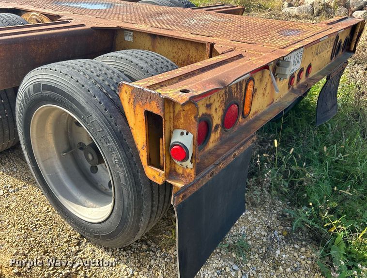 image for item DQ1011 1994 Load King 353 DFP  lowboy equipment trailer