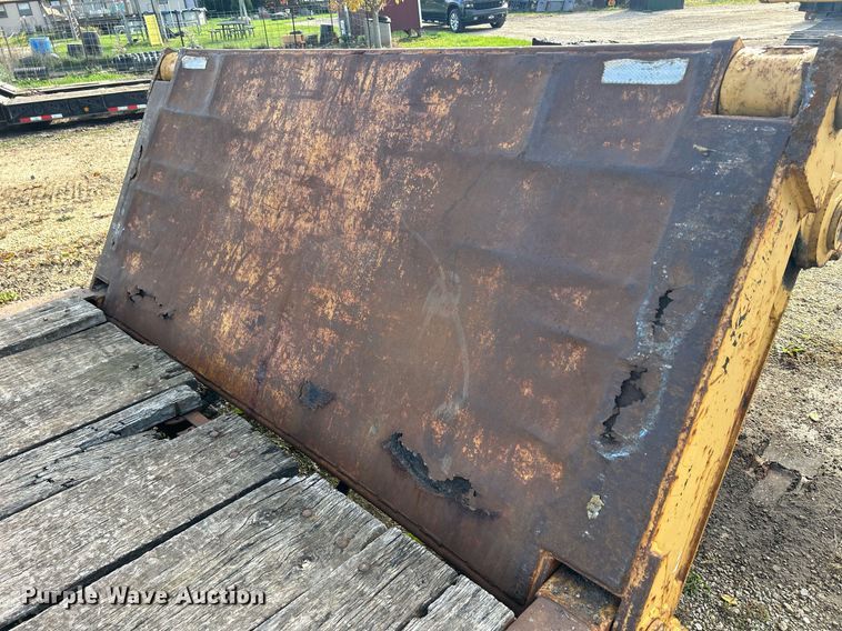 image for item DQ1011 1994 Load King 353 DFP  lowboy equipment trailer