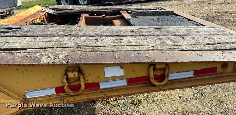 image for item DQ1011 1994 Load King 353 DFP  lowboy equipment trailer