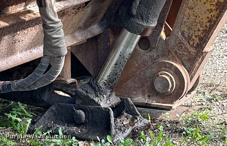 image for item DQ1011 1994 Load King 353 DFP  lowboy equipment trailer