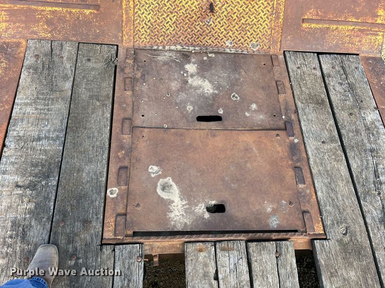 image for item DQ1011 1994 Load King 353 DFP  lowboy equipment trailer