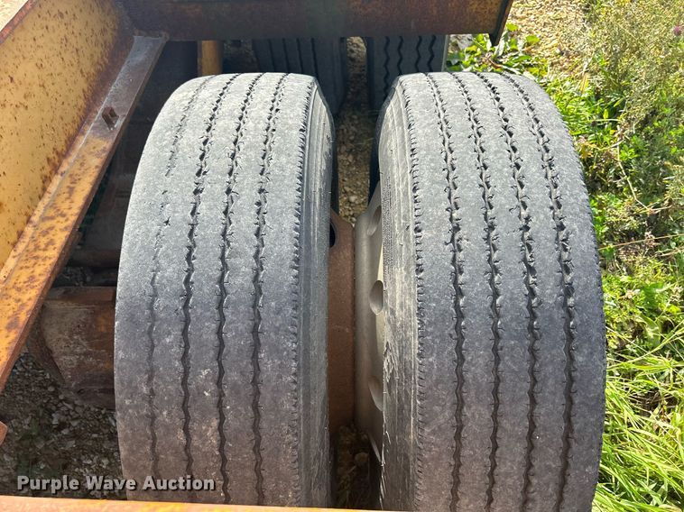 image for item DQ1011 1994 Load King 353 DFP  lowboy equipment trailer