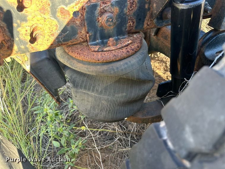 image for item DQ1444 2011 International ProStar  semi truck