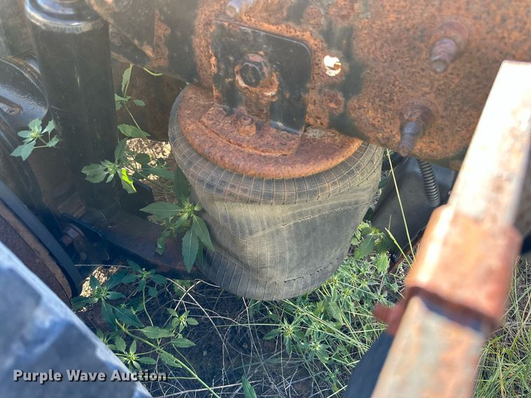 image for item DQ1444 2011 International ProStar  semi truck