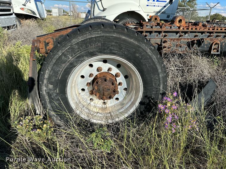 image for item DQ1444 2011 International ProStar  semi truck