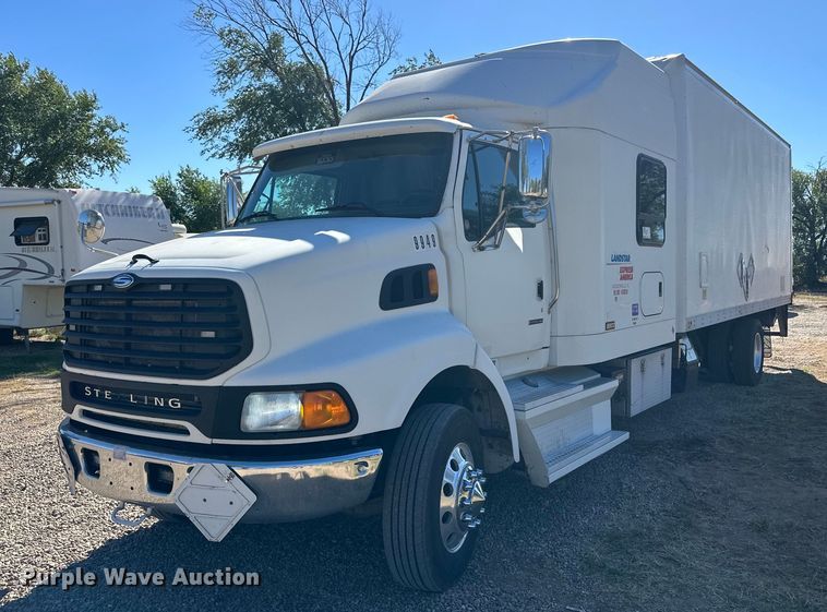 image for item DQ1457 2006 Sterling L-Line  box truck