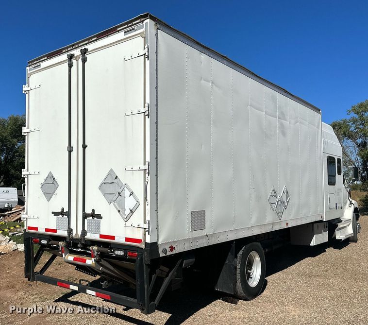 image for item DQ1457 2006 Sterling L-Line  box truck