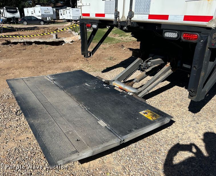 image for item DQ1457 2006 Sterling L-Line  box truck