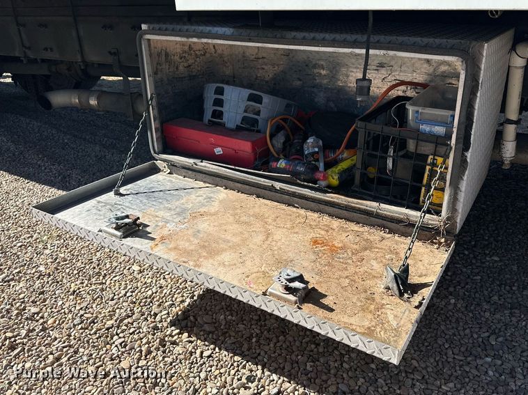 image for item DQ1457 2006 Sterling L-Line  box truck