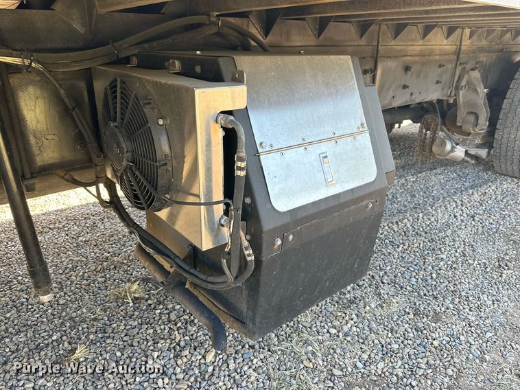 image for item DQ1457 2006 Sterling L-Line  box truck