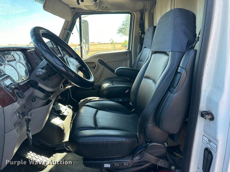 image for item DQ1457 2006 Sterling L-Line  box truck