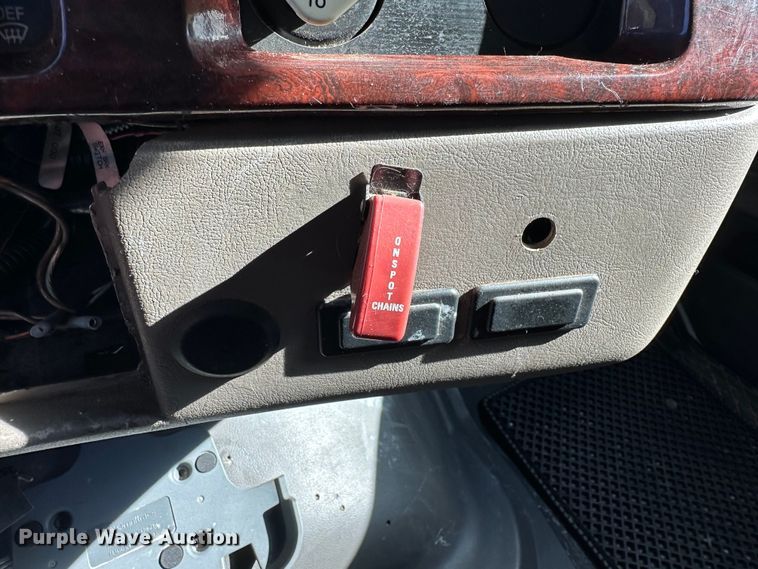 image for item DQ1457 2006 Sterling L-Line  box truck