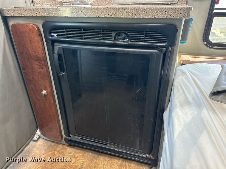 image for item DQ1457 2006 Sterling L-Line  box truck