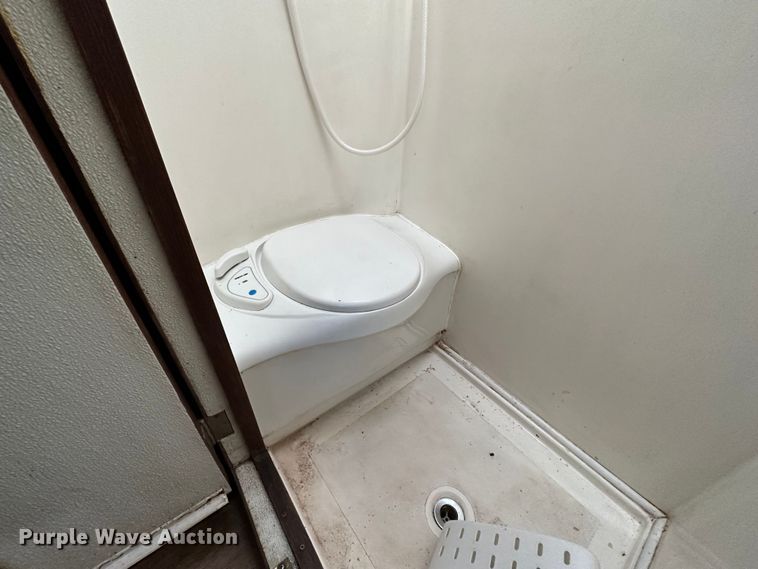 image for item DQ1457 2006 Sterling L-Line  box truck