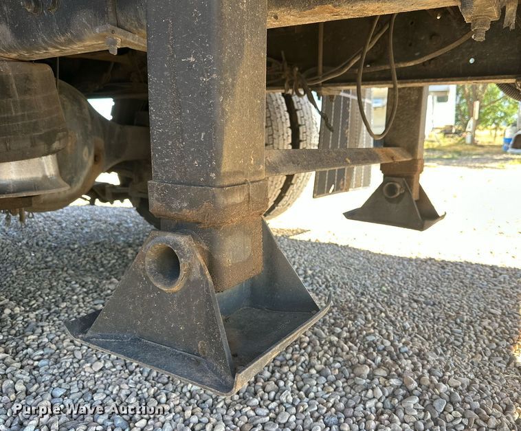 image for item DQ1457 2006 Sterling L-Line  box truck