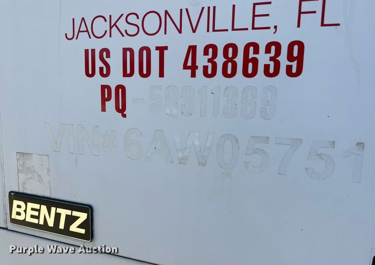 image for item DQ1457 2006 Sterling L-Line  box truck