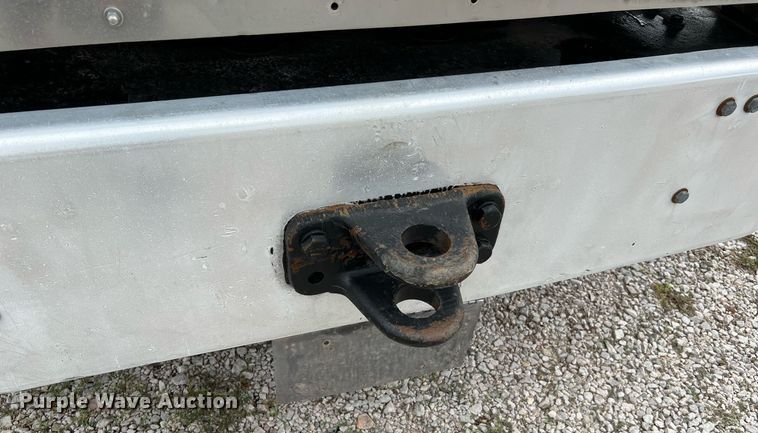 image for item DQ2222 2002 Kenworth T800  truck cab and chassis