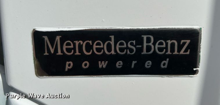 image for item DQ2254 2007 Freightliner Business Class M2  rollback truck