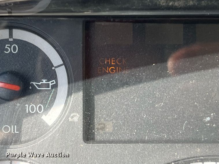 image for item DQ2254 2007 Freightliner Business Class M2  rollback truck