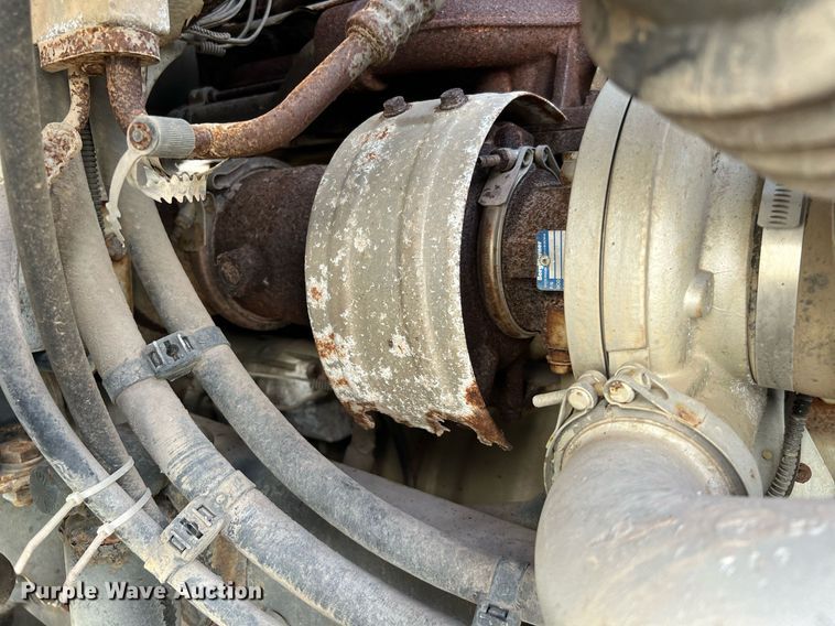 image for item DQ2254 2007 Freightliner Business Class M2  rollback truck