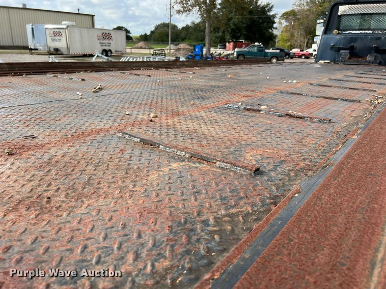 image for item DQ2254 2007 Freightliner Business Class M2  rollback truck