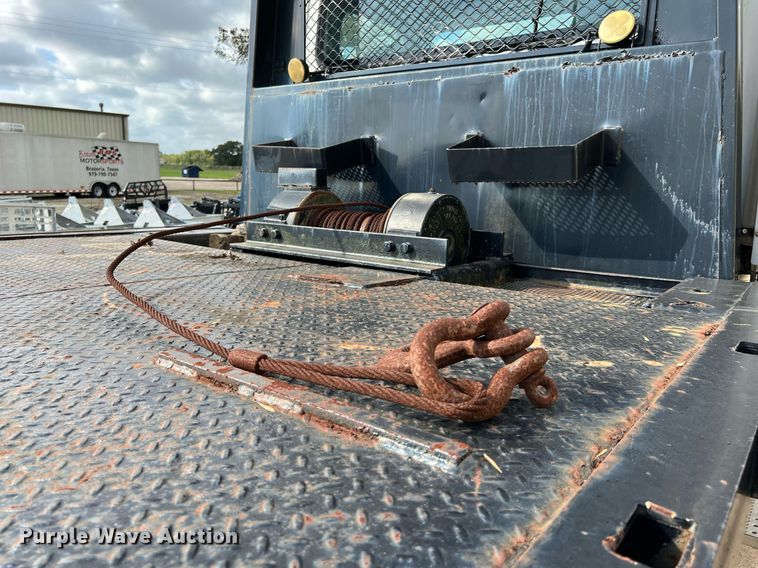 image for item DQ2254 2007 Freightliner Business Class M2  rollback truck