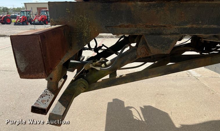 image for item DQ2254 2007 Freightliner Business Class M2  rollback truck