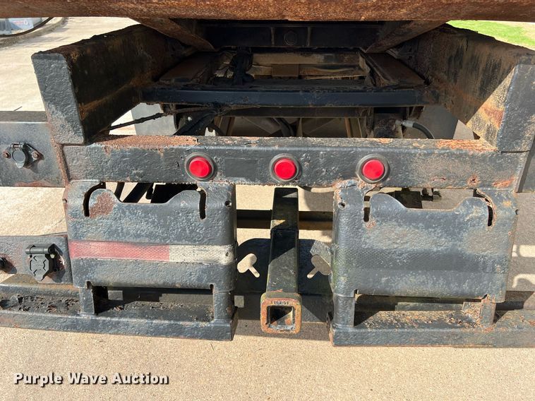 image for item DQ2254 2007 Freightliner Business Class M2  rollback truck