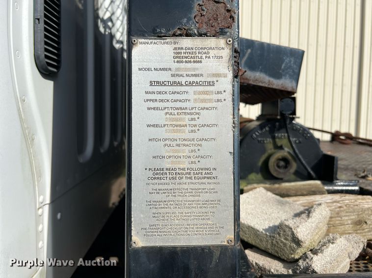 image for item DQ2254 2007 Freightliner Business Class M2  rollback truck