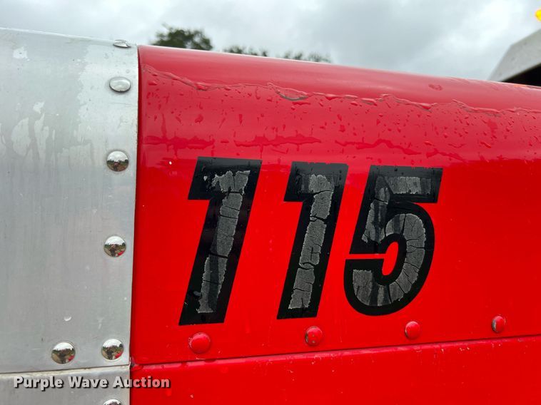 image for item DQ2255 2004 Peterbilt 379  semi truck