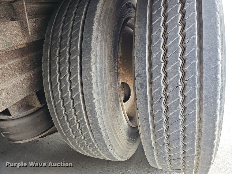 image for item DS5666 1992 Great Dane 7731TDSAL  dry van trailer