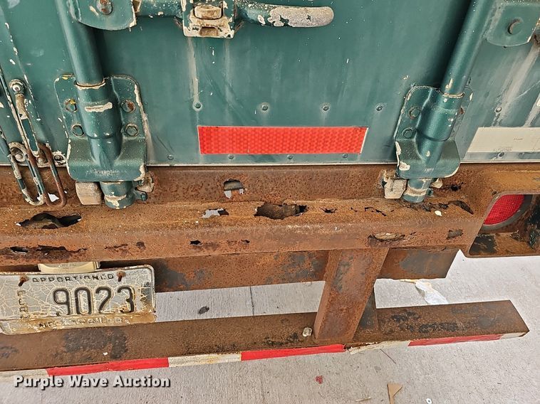 image for item DS5667 1986 Great Dane 7730TDAR1-F 48  dry van trailer