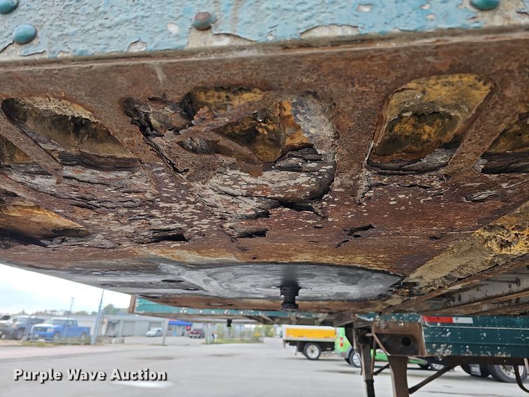 image for item DS5667 1986 Great Dane 7730TDAR1-F 48  dry van trailer