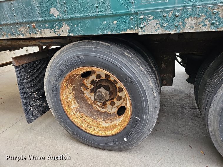 image for item DS5667 1986 Great Dane 7730TDAR1-F 48  dry van trailer