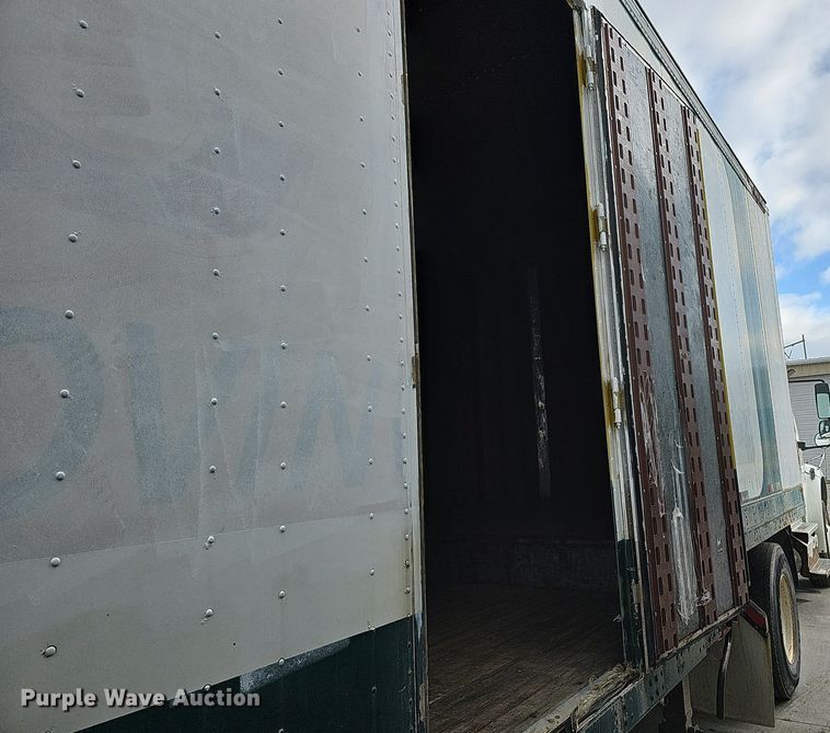 image for item DS5668 1988 Great Dane 7731TDAR 48  dry van trailer