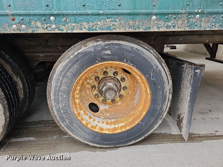 image for item DS5668 1988 Great Dane 7731TDAR 48  dry van trailer