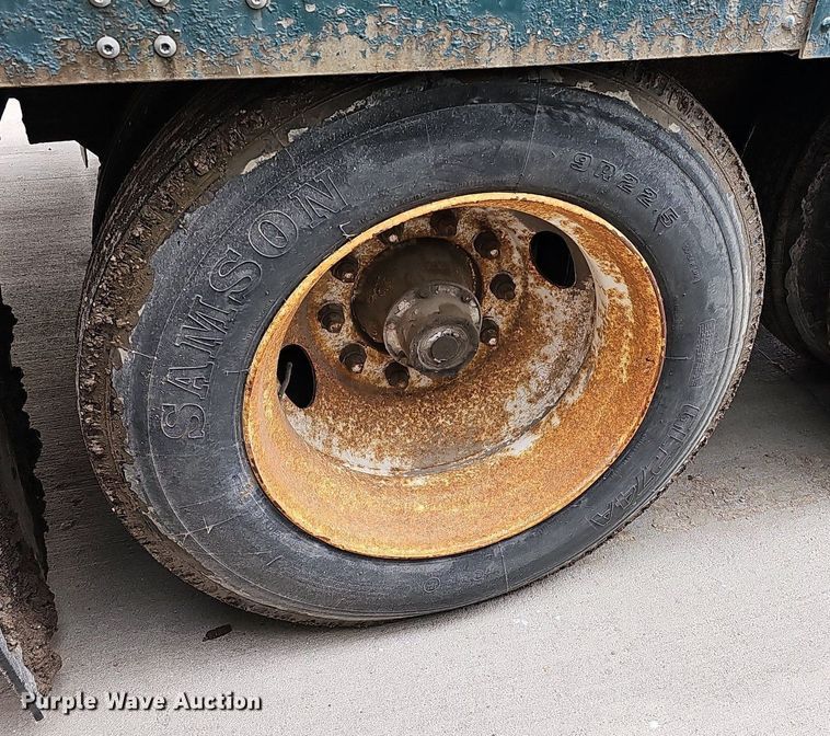 image for item DS5668 1988 Great Dane 7731TDAR 48  dry van trailer