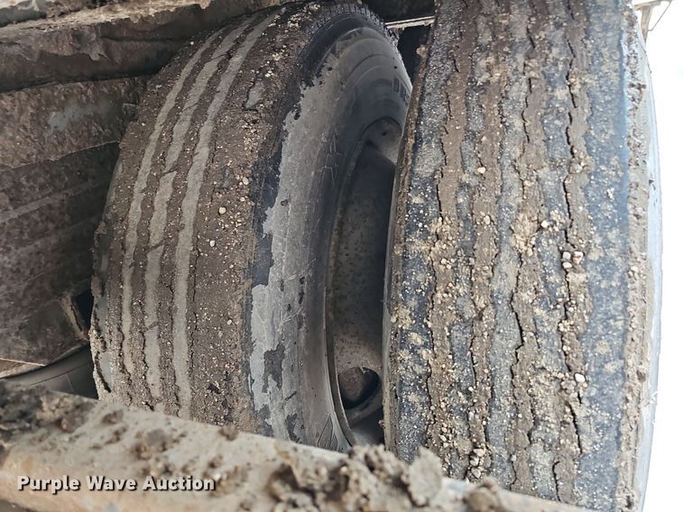 image for item DS5668 1988 Great Dane 7731TDAR 48  dry van trailer