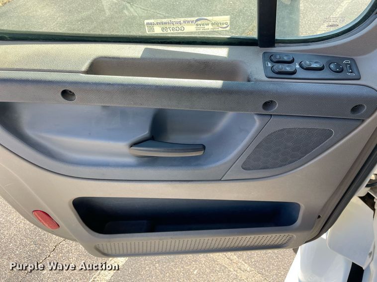 image for item GG9759 2015 Freightliner Cascadia Evolution 125  semi truck